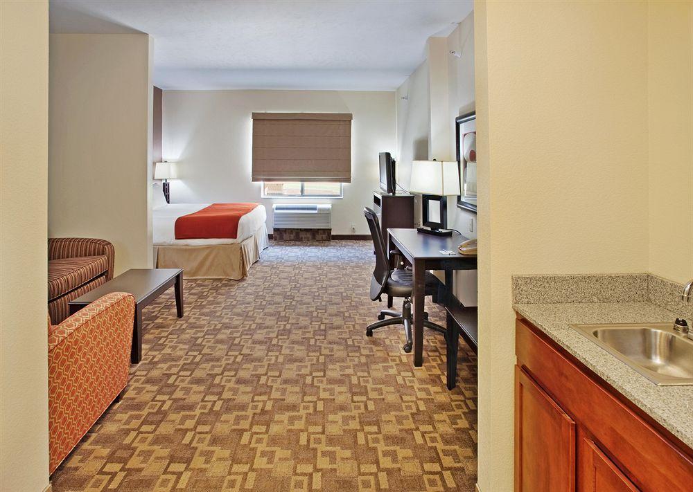 Holiday Inn Express Hotel And Suites Lincoln Airport By Ihg חדר תמונה