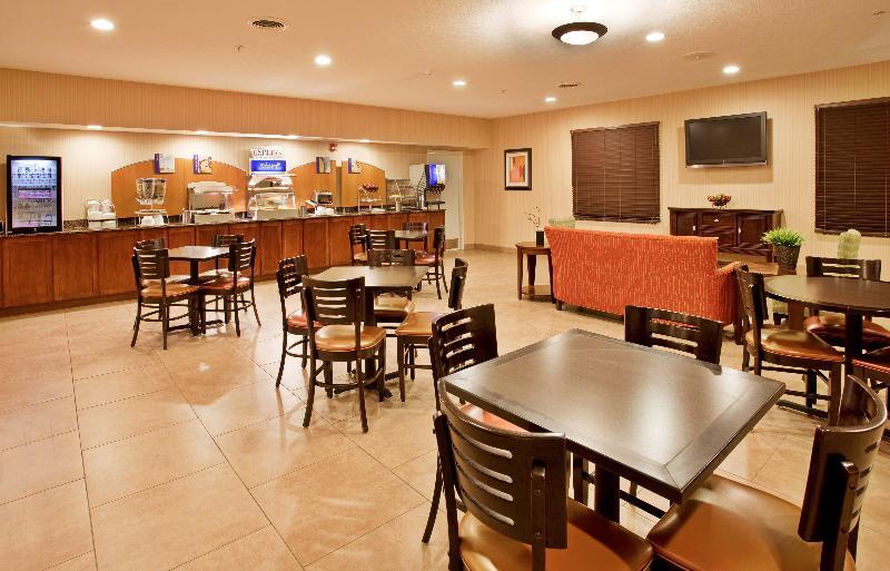 Holiday Inn Express Hotel And Suites Lincoln Airport By Ihg מראה חיצוני תמונה